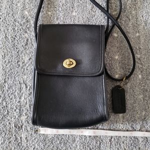 Vintage Coach crossbody bag